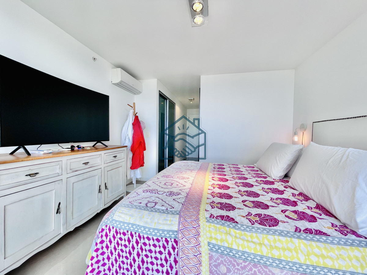 Apartamento ID.1224/-Exclusivo-Penthouse-de-3-Dormitorios-con-Vistas-panorámicas-a-Playa-Brava,-en-Venta -  Exclusivo Penthouse de 3 Dormitorios con Vistas panorámicas a Playa Brava, en Venta