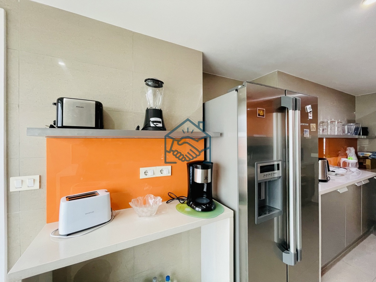 Apartamento ID.619/Moderno-Apartamento-de-3-Suites-en-Playa-Mansa-con-Vista-al-Mar - Moderno Apartamento de 3 Suites en Playa Mansa con Vista al Mar