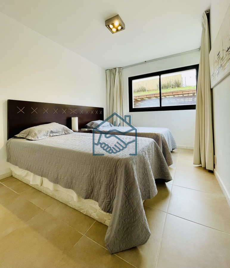 Apartamento ID.1242/Venta-de-apartamento-de-dos-dormitorios-con-parrillero-en-complejo-privado-de-Punta-Ballena - Venta de apartamento de dos dormitorios con parrillero en complejo privado de Punta Ballena