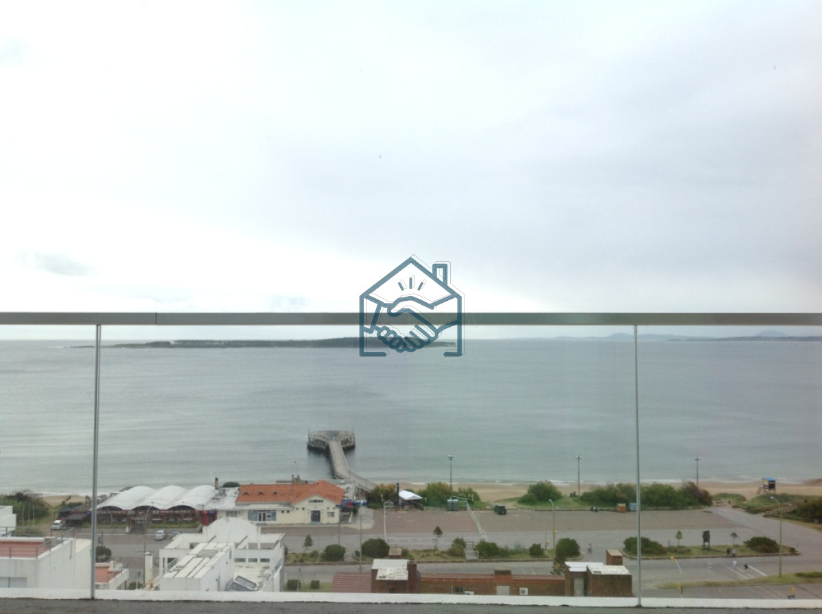 Apartamento ID.619/Moderno-Apartamento-de-3-Suites-en-Playa-Mansa-con-Vista-al-Mar - Moderno Apartamento de 3 Suites en Playa Mansa con Vista al Mar