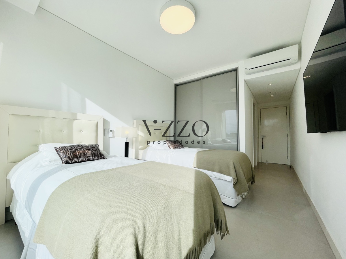 Apartamento ID.383/Venta-Espectacular-Apartamento-Frente-al-Mar,-3-Dormitorios,-Le-Parc-Punta-del-Este - Venta Espectacular Apartamento Frente al Mar, 3 Dormitorios, Le Parc Punta del Este