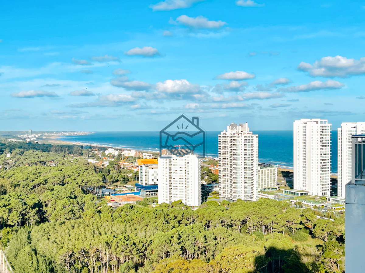 Apartamento ID.1224/-Exclusivo-Penthouse-de-3-Dormitorios-con-Vistas-panorámicas-a-Playa-Brava,-en-Venta -  Exclusivo Penthouse de 3 Dormitorios con Vistas panorámicas a Playa Brava, en Venta