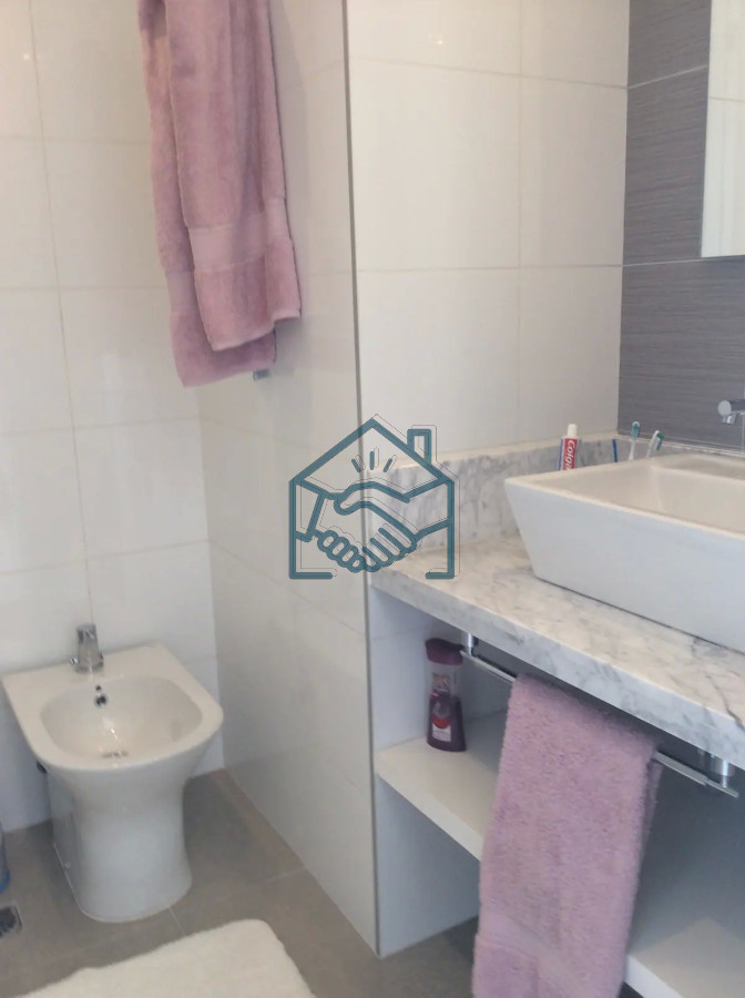 Apartamento ID.489/Venta-y-alquiler-de-moderno-departamento-de-tres-dormitorios-más-dependencia-a-pasos-de-Playa-Brava - Venta y alquiler de moderno departamento de tres dormitorios más dependencia a pasos de Playa Brava