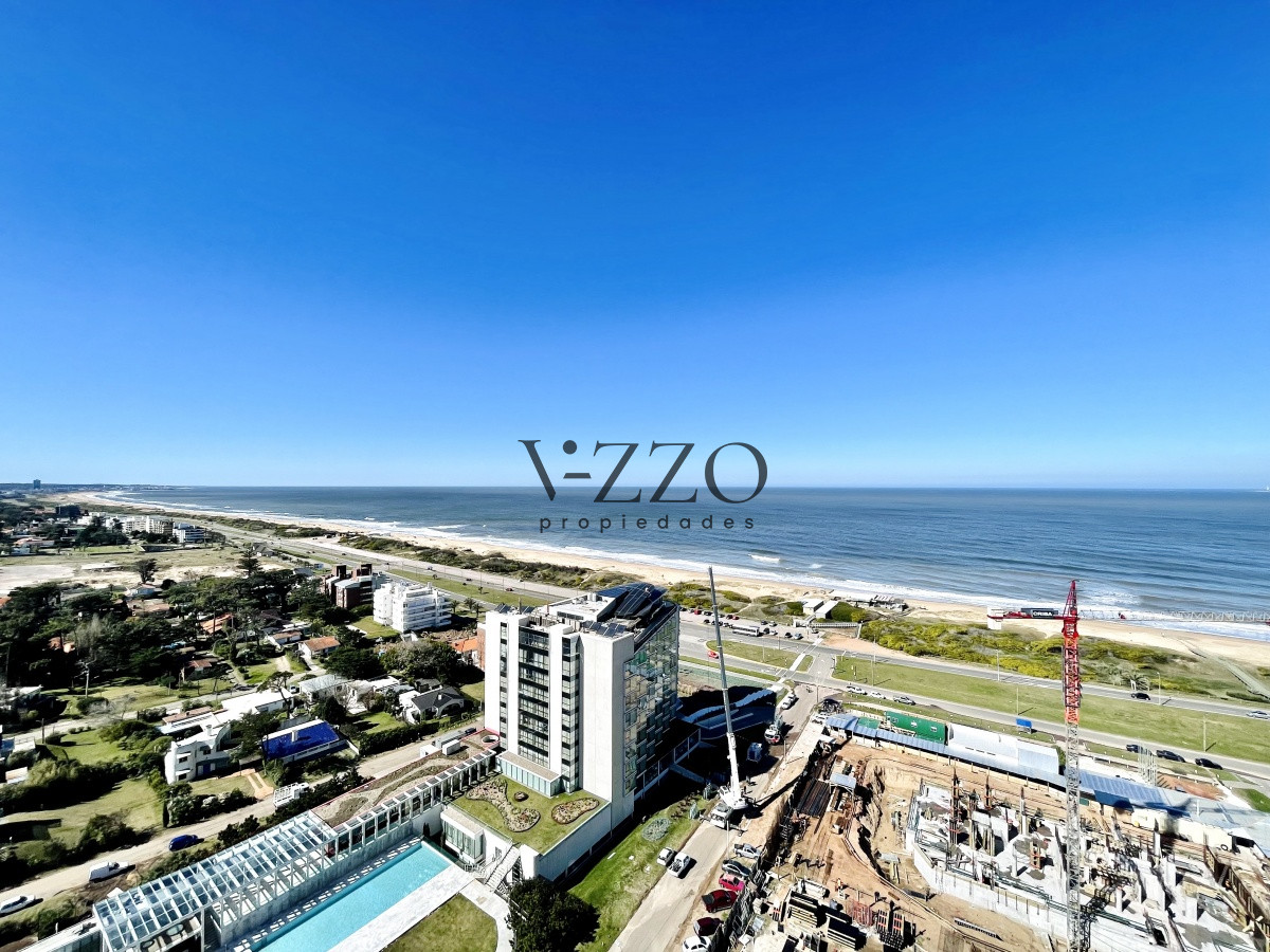 Apartamento ID.843/Apartamento-de-2-Dormitorios-y-Dependencia,-Parrillero-en-Playa-Brava---Punta-del-Este - Apartamento de 2 Dormitorios y Dependencia, Parrillero en Playa Brava - Punta del Este