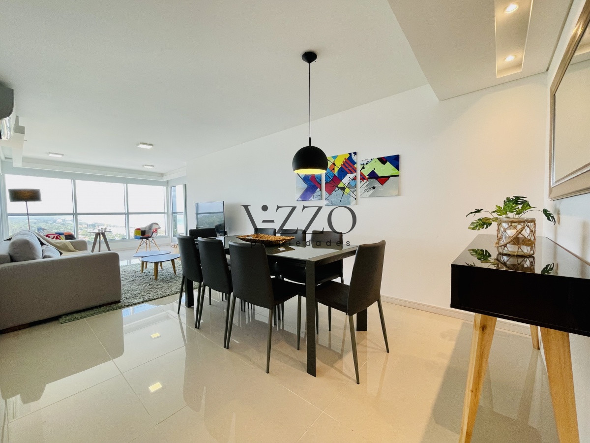 Apartamento ID.843/Apartamento-de-2-Dormitorios-y-Dependencia,-Parrillero-en-Playa-Brava---Punta-del-Este - Apartamento de 2 Dormitorios y Dependencia, Parrillero en Playa Brava - Punta del Este