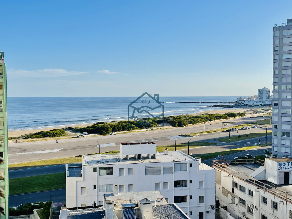 Apartamento ID.1342/Moderno-Apartamento-de-2-Dormitorios-en-Playa-Brava,-Punta-del-Este - Moderno Apartamento de 2 Dormitorios en Playa Brava, Punta del Este