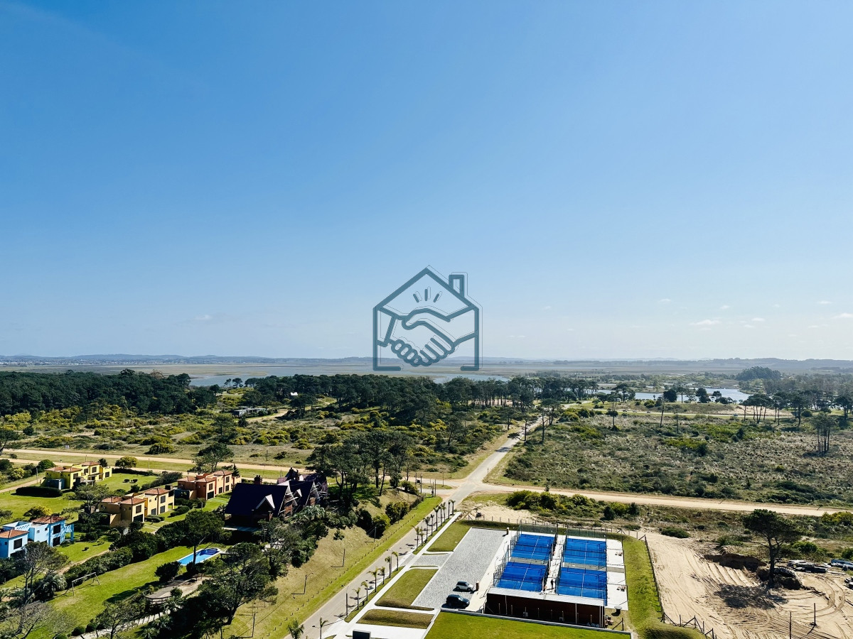 Apartamento ID.1159/Moderno-Apartamento-de-1-Dormitorio-en-suite-piso-alto-en-Venta-de-Torre-Surfside-Village,-Punta-del-Este - Moderno Apartamento de 1 Dormitorio en suite piso alto en Venta de Torre Surfside Village, Punta del Este