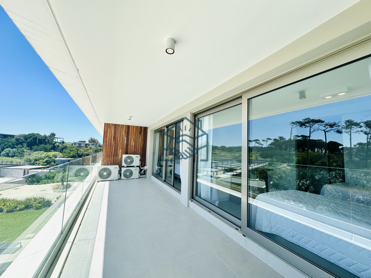 Apartamento ID.1127/Venta-y-alquiler-temporal-de-exclusivo-departamento-de-2-dormitorios-en-Bikini,-Manantiales - Venta y alquiler temporal de exclusivo departamento de 2 dormitorios en Bikini, Manantiales