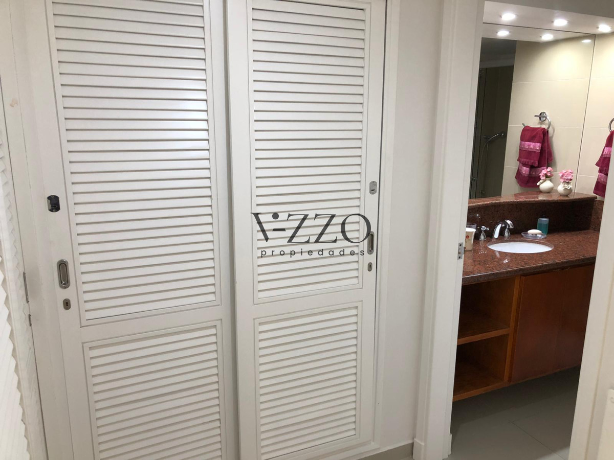 Apartamento ID.516/Apartamento-de-2-Dormitorios-Frente-a-Playa-Mansa - Apartamento de 2 Dormitorios Frente a Playa Mansa