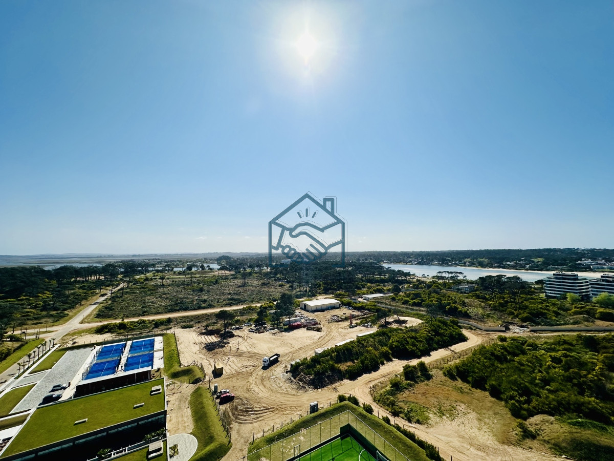 Apartamento ID.1159/Moderno-Apartamento-de-1-Dormitorio-en-suite-piso-alto-en-Venta-de-Torre-Surfside-Village,-Punta-del-Este - Moderno Apartamento de 1 Dormitorio en suite piso alto en Venta de Torre Surfside Village, Punta del Este