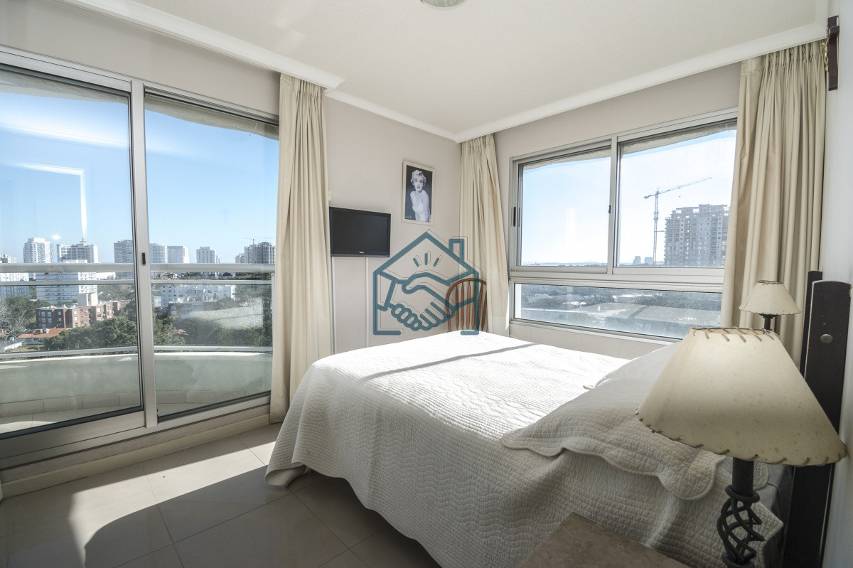 Apartamento ID.499/Apartamento-de-2-Dormitorios-en-Ocean-Drive---Venta - Apartamento de 2 Dormitorios en Ocean Drive - Venta