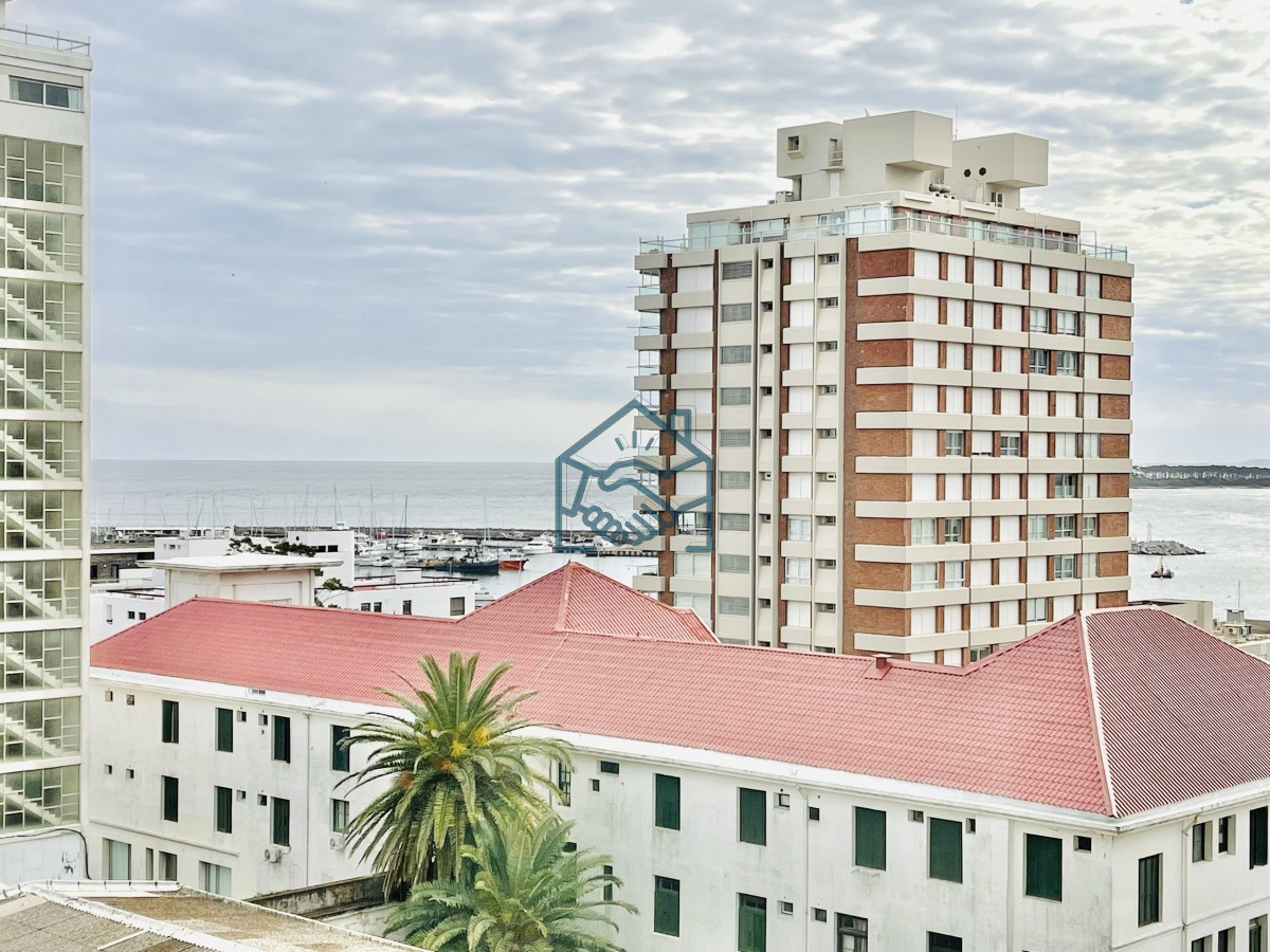 Apartamento ID.1557/Venta-de-apartamento-de-1-Dormitorio-en-el-corazón-de-la-Península,-Punta-del-Este - Venta de apartamento de 1 Dormitorio en el corazón de la Península, Punta del Este