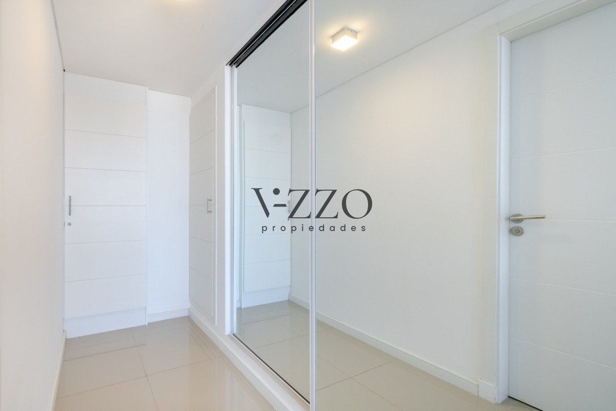 Apartamento ID.647/Apartamento-de-2-Dormitorios-en-Playa-Brava-con-Vista-al-Mar---Venta - Apartamento de 2 Dormitorios en Playa Brava con Vista al Mar - Venta