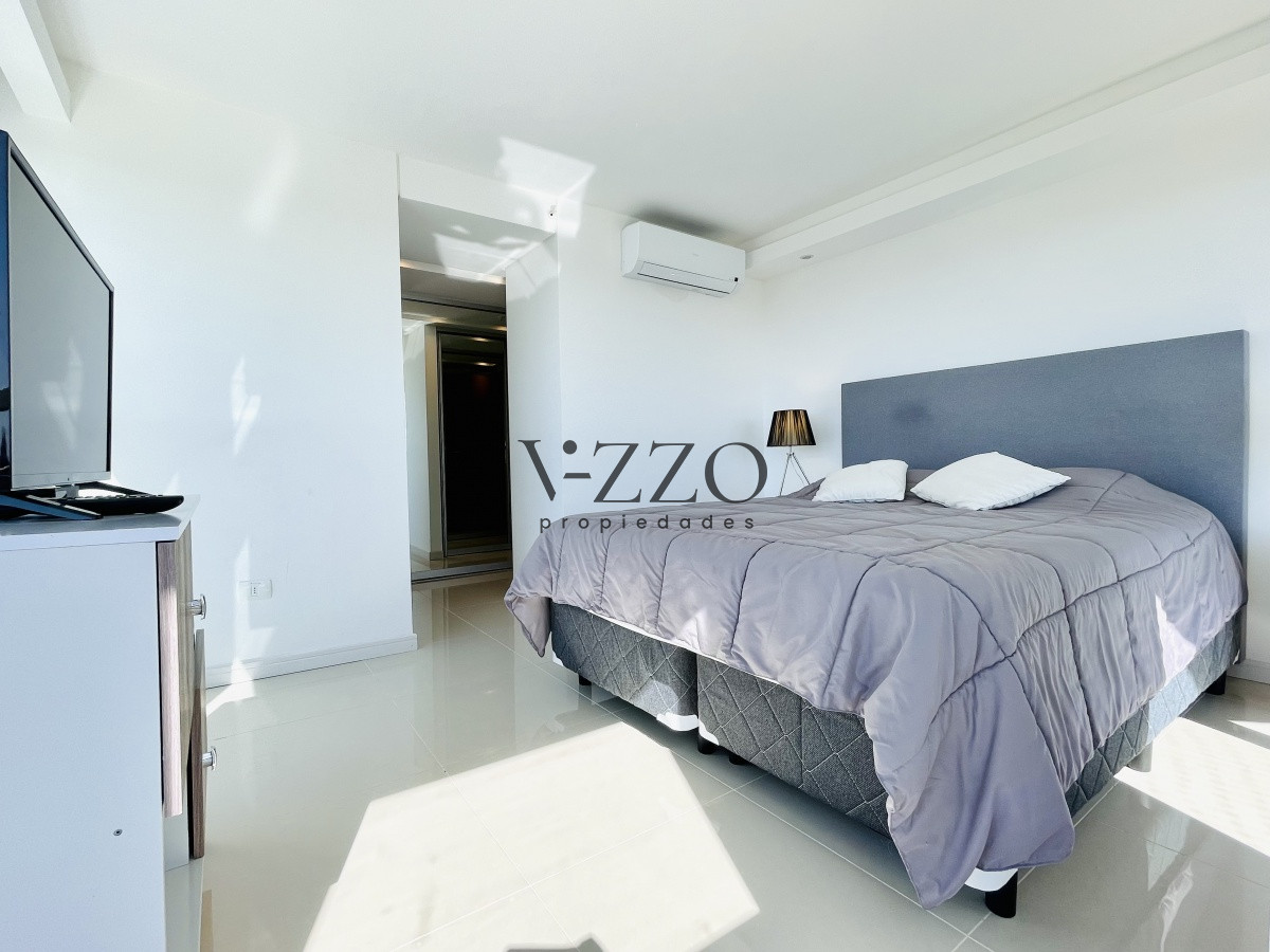Apartamento ID.843/Apartamento-de-2-Dormitorios-y-Dependencia,-Parrillero-en-Playa-Brava---Punta-del-Este - Apartamento de 2 Dormitorios y Dependencia, Parrillero en Playa Brava - Punta del Este