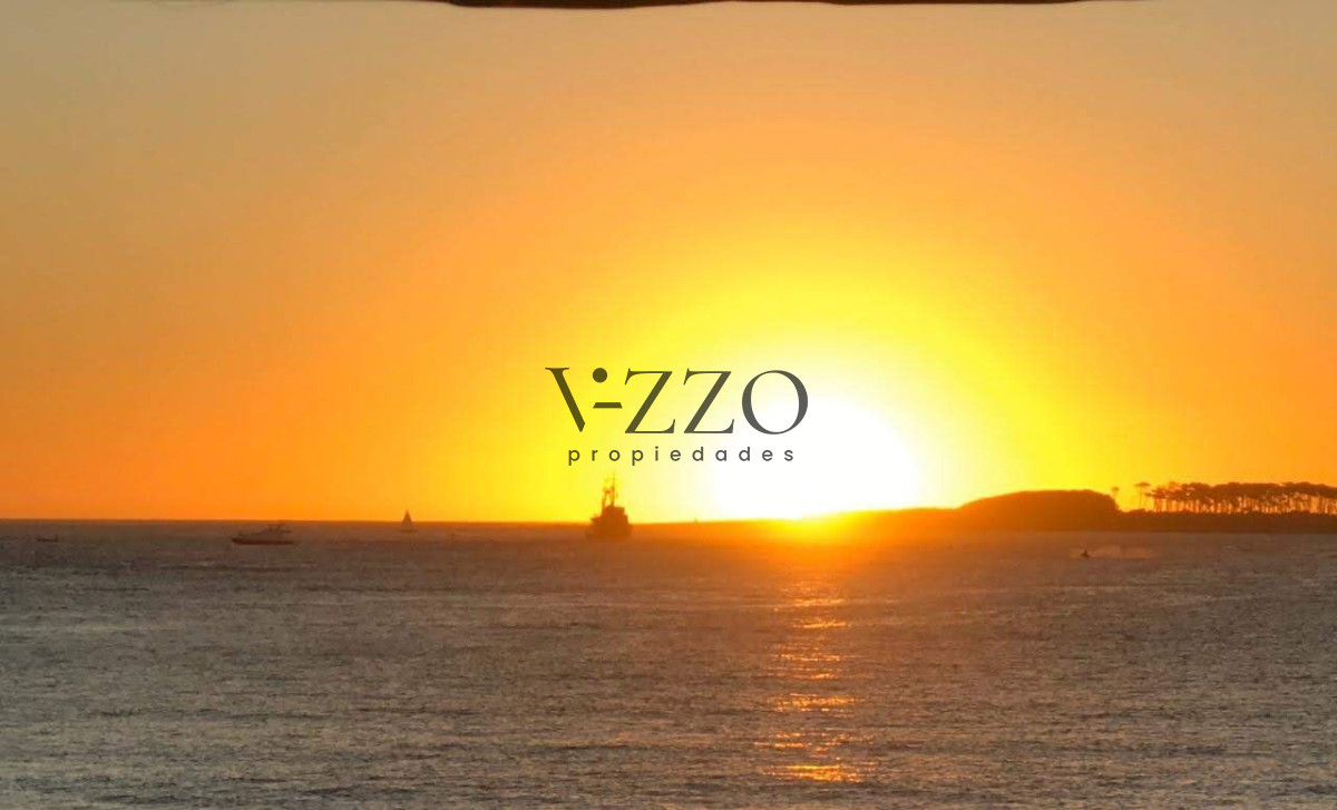 Apartamento ID.562/enta-de-Excelente-Apartamento-de-3-Dormitorios-con-Vista-al-Mar,-Playa-Mansa,-Punta-del-Este - enta de Excelente Apartamento de 3 Dormitorios con Vista al Mar, Playa Mansa, Punta del Este
