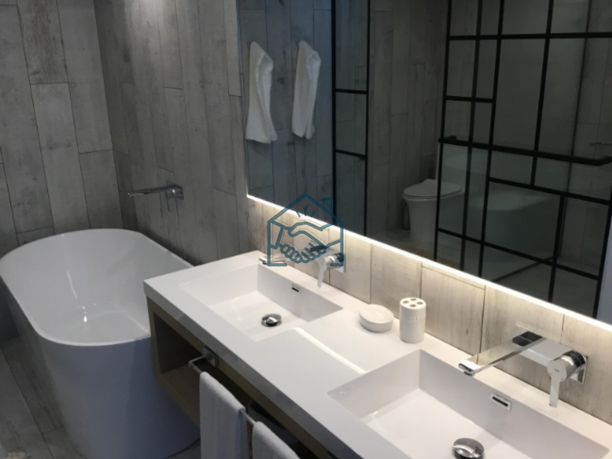Apartamento ID.682/Venta-de-Apartamento-de-2-Dormitorios-en-suite-piso-alto-de-Torre-Surfside-Village,-Punta-del-Este - Venta de Apartamento de 2 Dormitorios en suite piso alto de Torre Surfside Village, Punta del Este