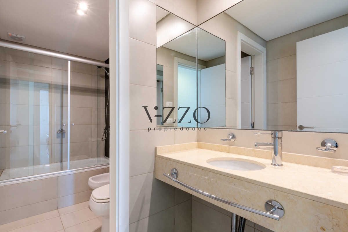 Apartamento ID.647/Apartamento-de-2-Dormitorios-en-Playa-Brava-con-Vista-al-Mar---Venta - Apartamento de 2 Dormitorios en Playa Brava con Vista al Mar - Venta