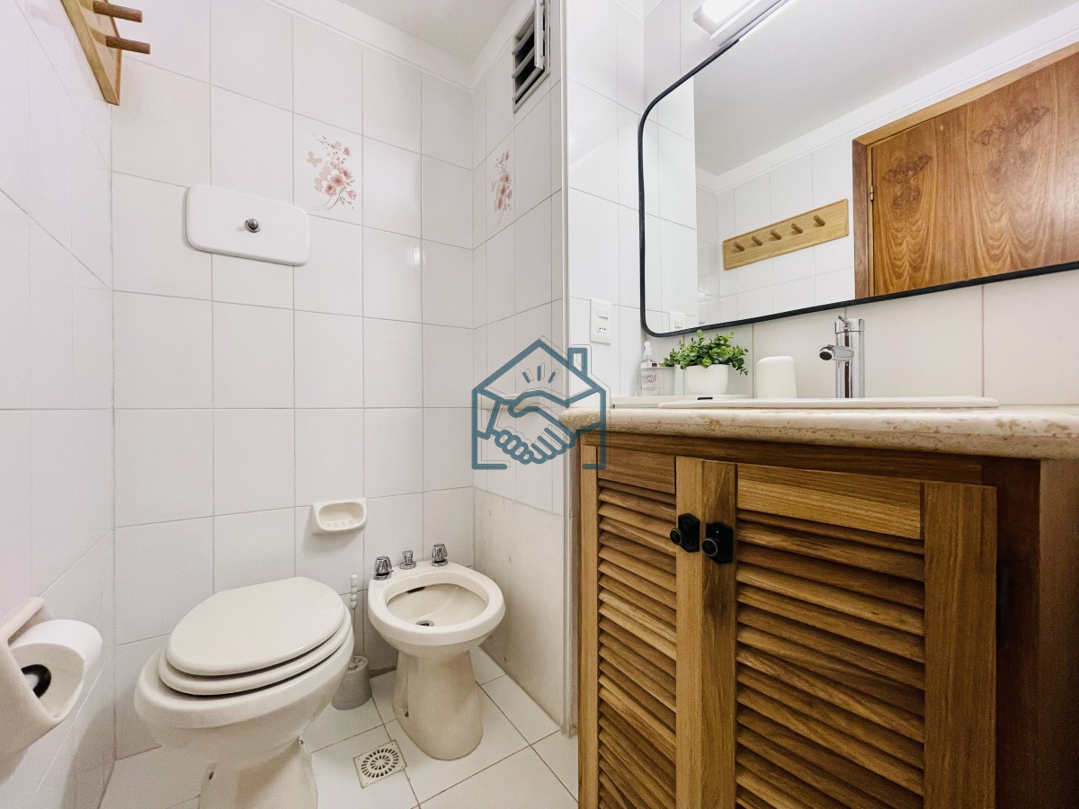 Apartamento ID.1068/Apartamento-de-2-Dormitorios-en-playa-El-Emir,-Punta-del-Este---Venta-y-Alquiler-de-Verano - Apartamento de 2 Dormitorios en playa El Emir, Punta del Este - Venta y Alquiler de Verano
