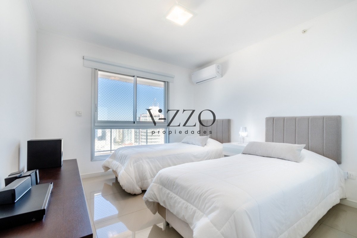 Apartamento ID.647/Apartamento-de-2-Dormitorios-en-Playa-Brava-con-Vista-al-Mar---Venta - Apartamento de 2 Dormitorios en Playa Brava con Vista al Mar - Venta