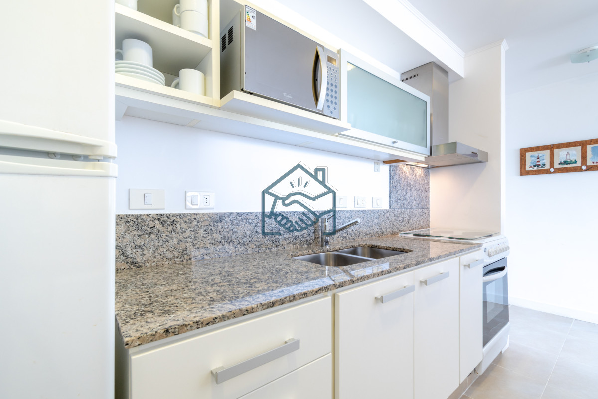Apartamento ID.994/Apartamento-de-un-dormitorio-con-parrillero-y-jardin-en-Venta-y-Alquiler,-Punta-Ballena - Apartamento de un dormitorio con parrillero y jardin en Venta y Alquiler, Punta Ballena
