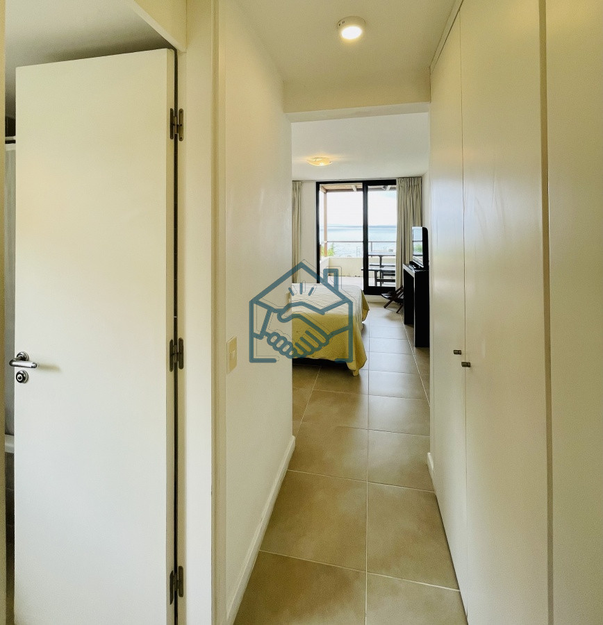 Apartamento ID.1242/Venta-de-apartamento-de-dos-dormitorios-con-parrillero-en-complejo-privado-de-Punta-Ballena - Venta de apartamento de dos dormitorios con parrillero en complejo privado de Punta Ballena