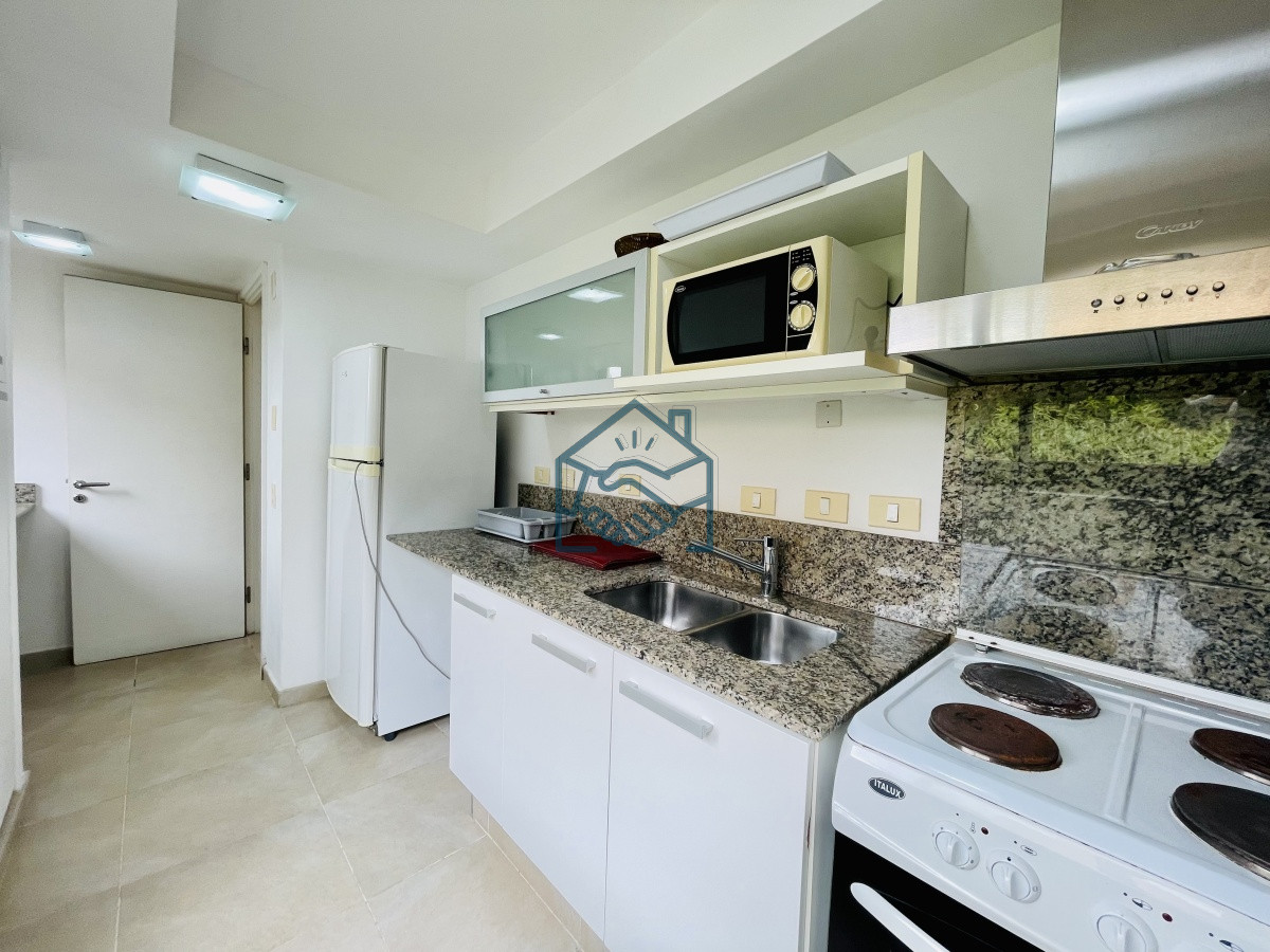 Apartamento ID.1242/Venta-de-apartamento-de-dos-dormitorios-con-parrillero-en-complejo-privado-de-Punta-Ballena - Venta de apartamento de dos dormitorios con parrillero en complejo privado de Punta Ballena