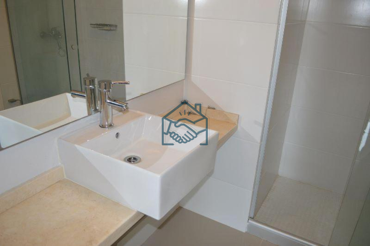 Apartamento ID.1429/Muy-Buen-Apartamento-de-2-Dormitorios-en-Aidy-Grill,-Punta-del-Este - Muy Buen Apartamento de 2 Dormitorios en Aidy Grill, Punta del Este