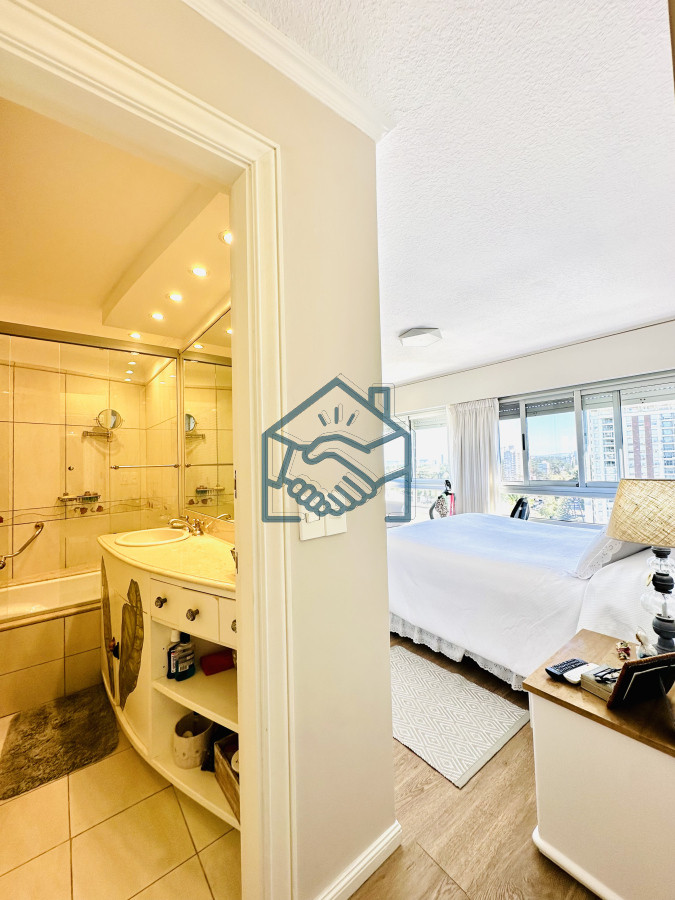 Apartamento ID.1397/Venta-de-magnífico-apartamento-de-3-dormitorios-más-dependencia-en-Roosevelt,-Punta-del-Este - Venta de magnífico apartamento de 3 dormitorios más dependencia en Roosevelt, Punta del Este