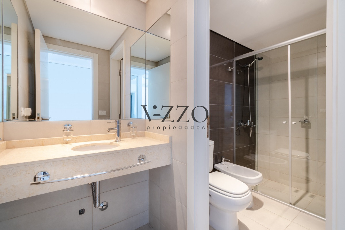 Apartamento ID.647/Apartamento-de-2-Dormitorios-en-Playa-Brava-con-Vista-al-Mar---Venta - Apartamento de 2 Dormitorios en Playa Brava con Vista al Mar - Venta