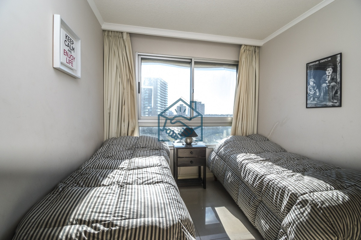 Apartamento ID.499/Apartamento-de-2-Dormitorios-en-Ocean-Drive---Venta - Apartamento de 2 Dormitorios en Ocean Drive - Venta