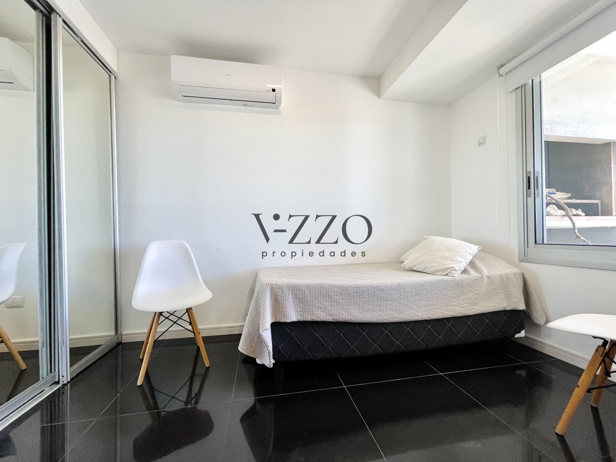 Apartamento ID.843/Apartamento-de-2-Dormitorios-y-Dependencia,-Parrillero-en-Playa-Brava---Punta-del-Este - Apartamento de 2 Dormitorios y Dependencia, Parrillero en Playa Brava - Punta del Este