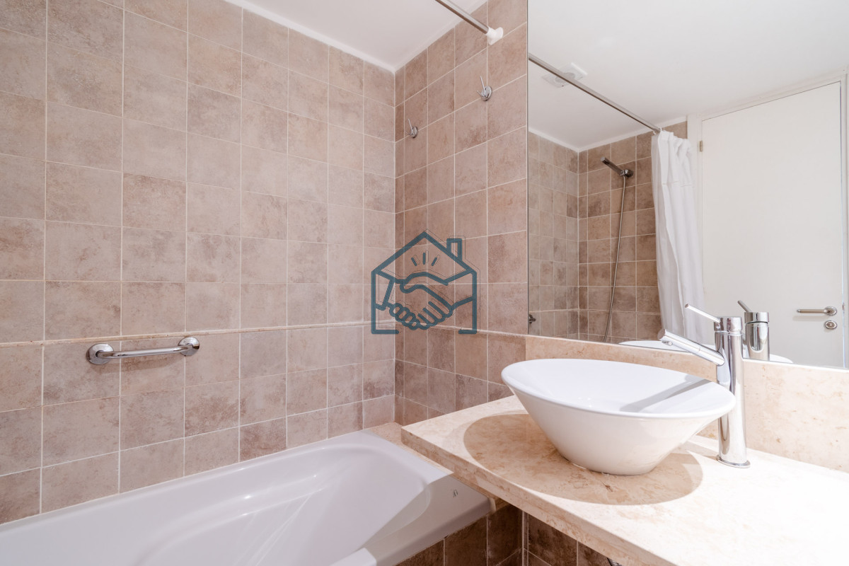 Apartamento ID.994/Apartamento-de-un-dormitorio-con-parrillero-y-jardin-en-Venta-y-Alquiler,-Punta-Ballena - Apartamento de un dormitorio con parrillero y jardin en Venta y Alquiler, Punta Ballena