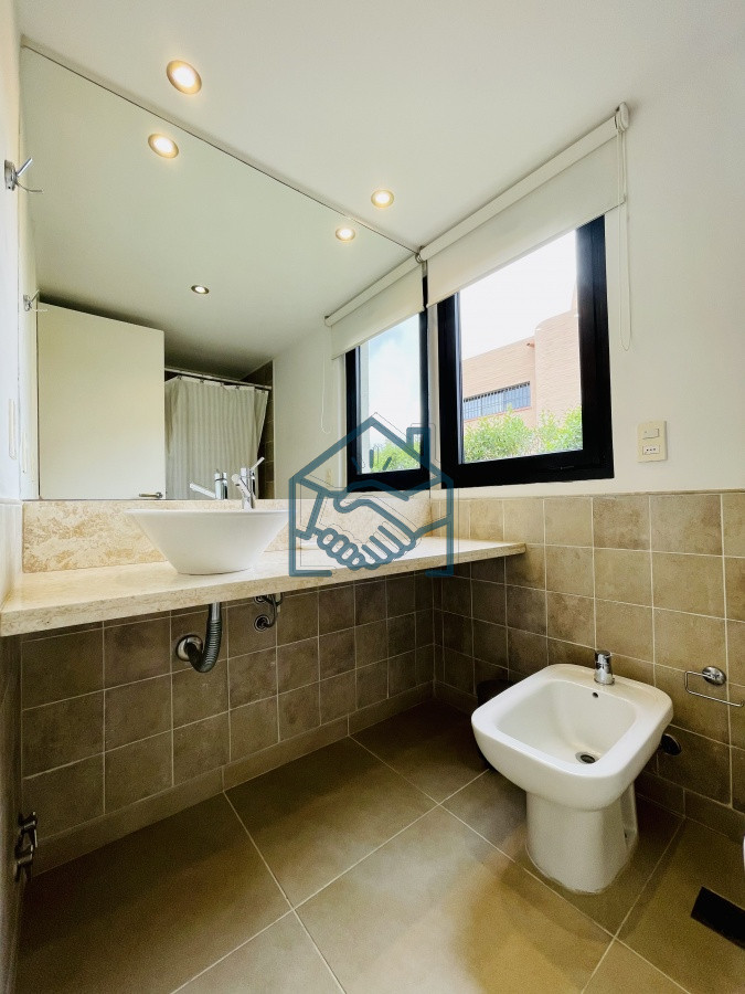 Apartamento ID.1242/Venta-de-apartamento-de-dos-dormitorios-con-parrillero-en-complejo-privado-de-Punta-Ballena - Venta de apartamento de dos dormitorios con parrillero en complejo privado de Punta Ballena