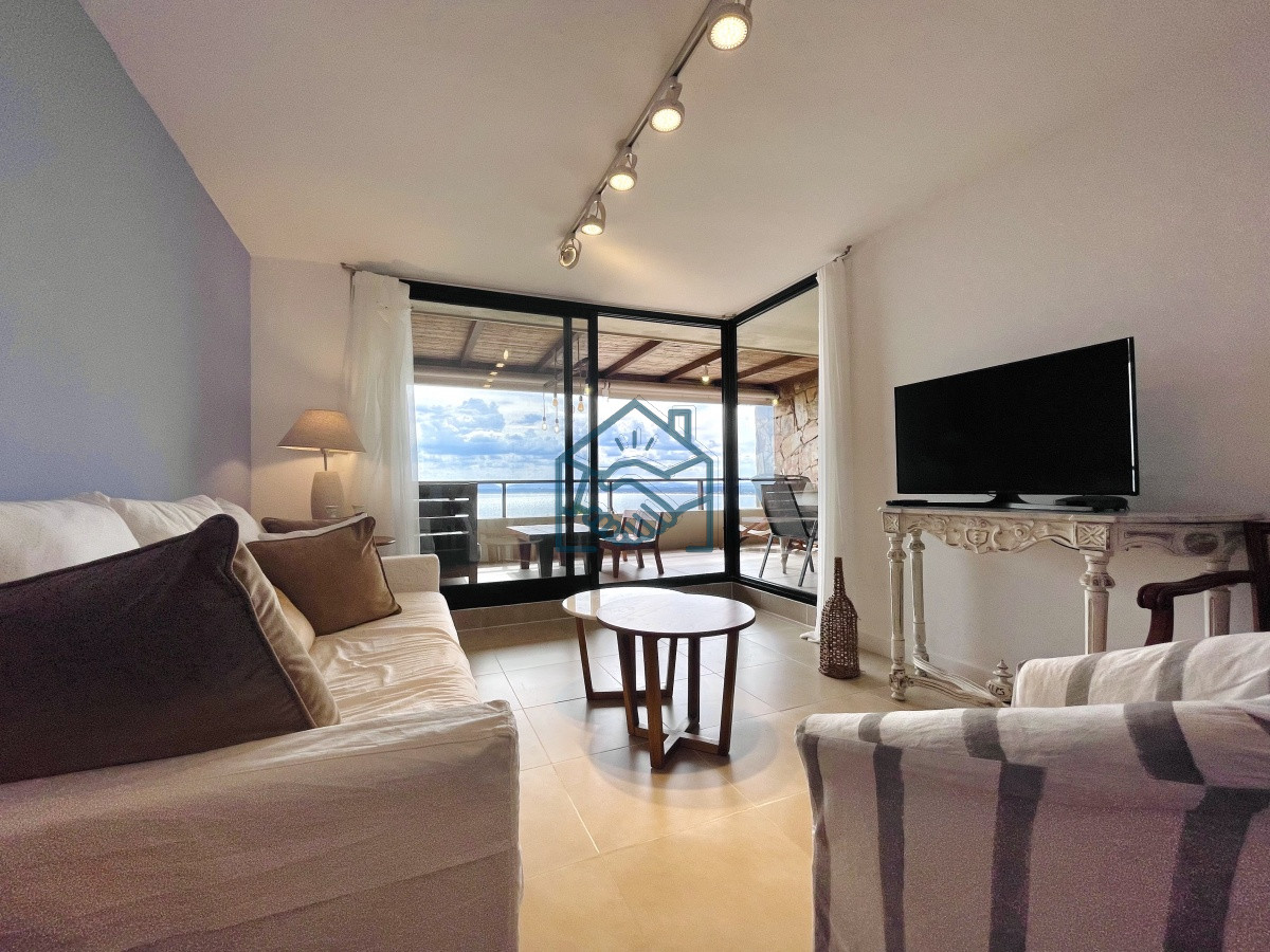 Apartamento ID.608/Venta-y-alquiler-de-apartamento-de-dos-dormitorios-con-parrillero-de-uso-exclusivo-en-Punta-Ballena - Venta y alquiler de apartamento de dos dormitorios con parrillero de uso exclusivo en Punta Ballena