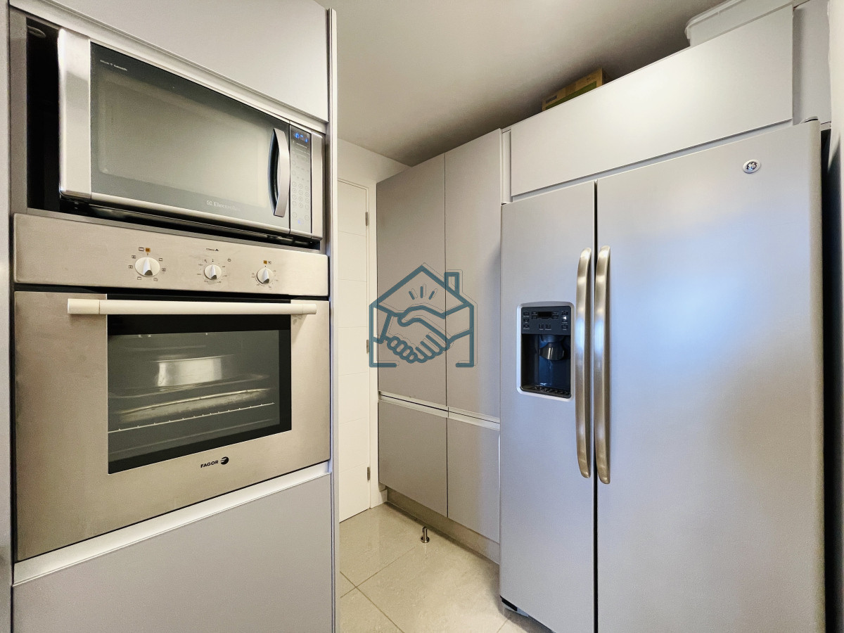 Apartamento ID.1224/-Exclusivo-Penthouse-de-3-Dormitorios-con-Vistas-panorámicas-a-Playa-Brava,-en-Venta -  Exclusivo Penthouse de 3 Dormitorios con Vistas panorámicas a Playa Brava, en Venta