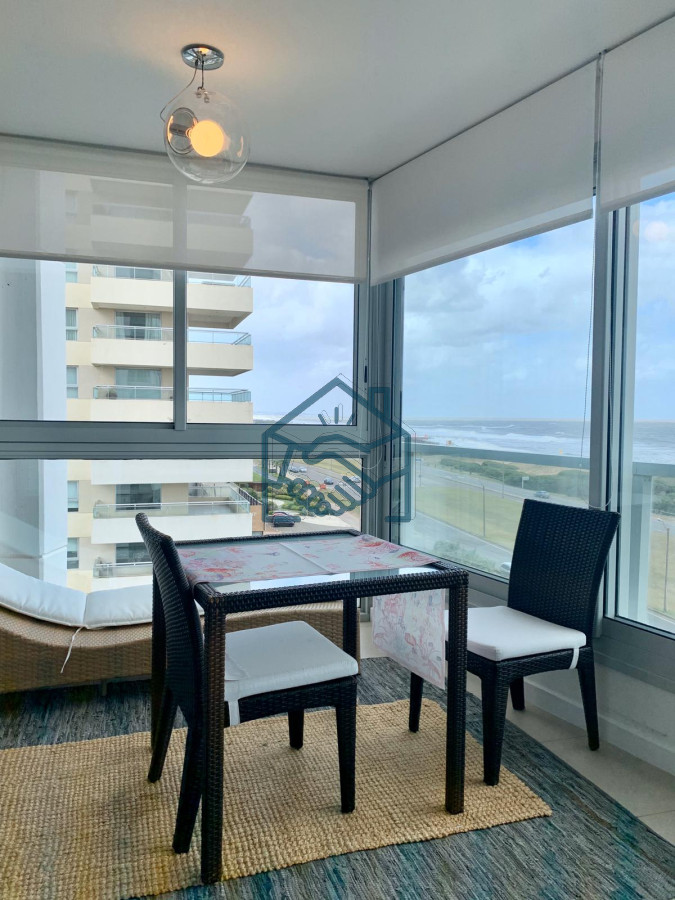 Apartamento ID.575/Venta-y-alquiler-de-departamento-esquinero-de-tres-dormitorios-mas-dependencia-de-servicio,-Torre-LE-PARC,-playa-Brava.-Punta-del-Este - Venta y alquiler de departamento esquinero de tres dormitorios mas dependencia de servicio, Torre LE PARC, playa Brava. Punta del Este