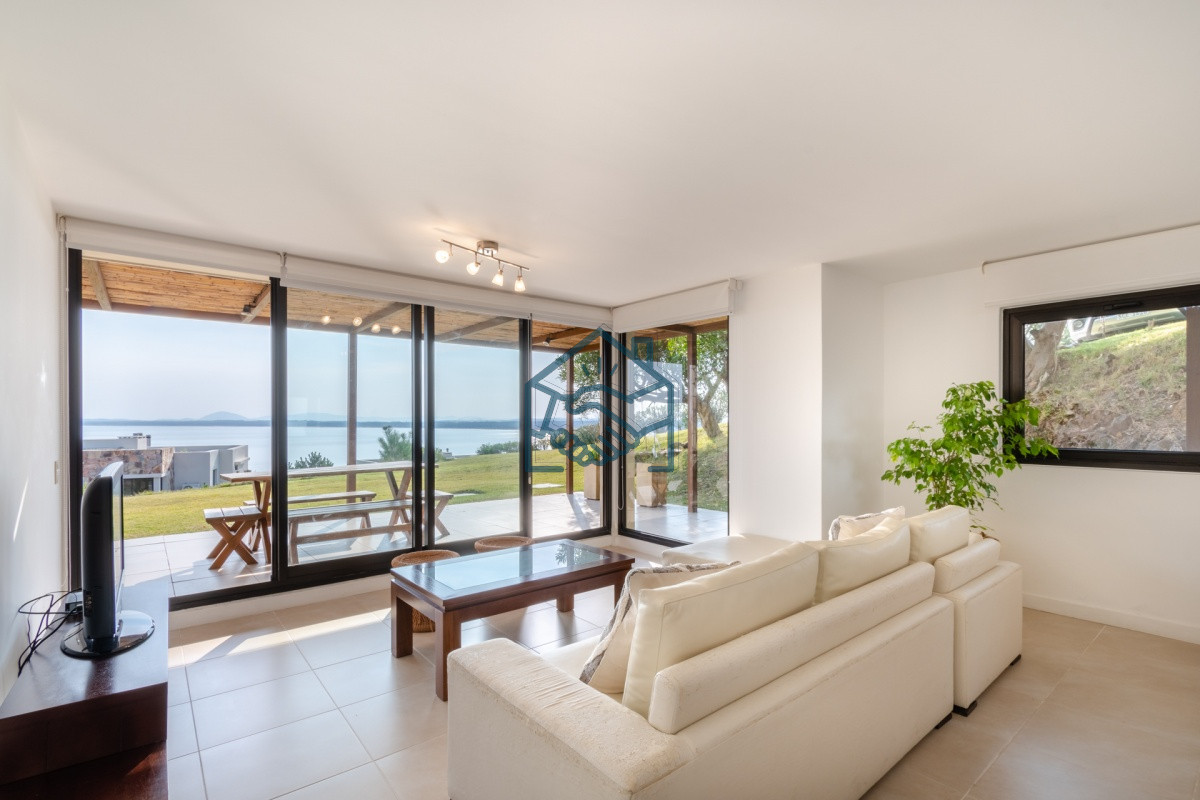 Apartamento ID.839/Venta-y-alquiler-temporario-de-Apartamento-amplio-de-1-Dormitorio-en-Quartier-Punta-Ballena - Venta y alquiler temporario de Apartamento amplio de 1 Dormitorio en Quartier Punta Ballena