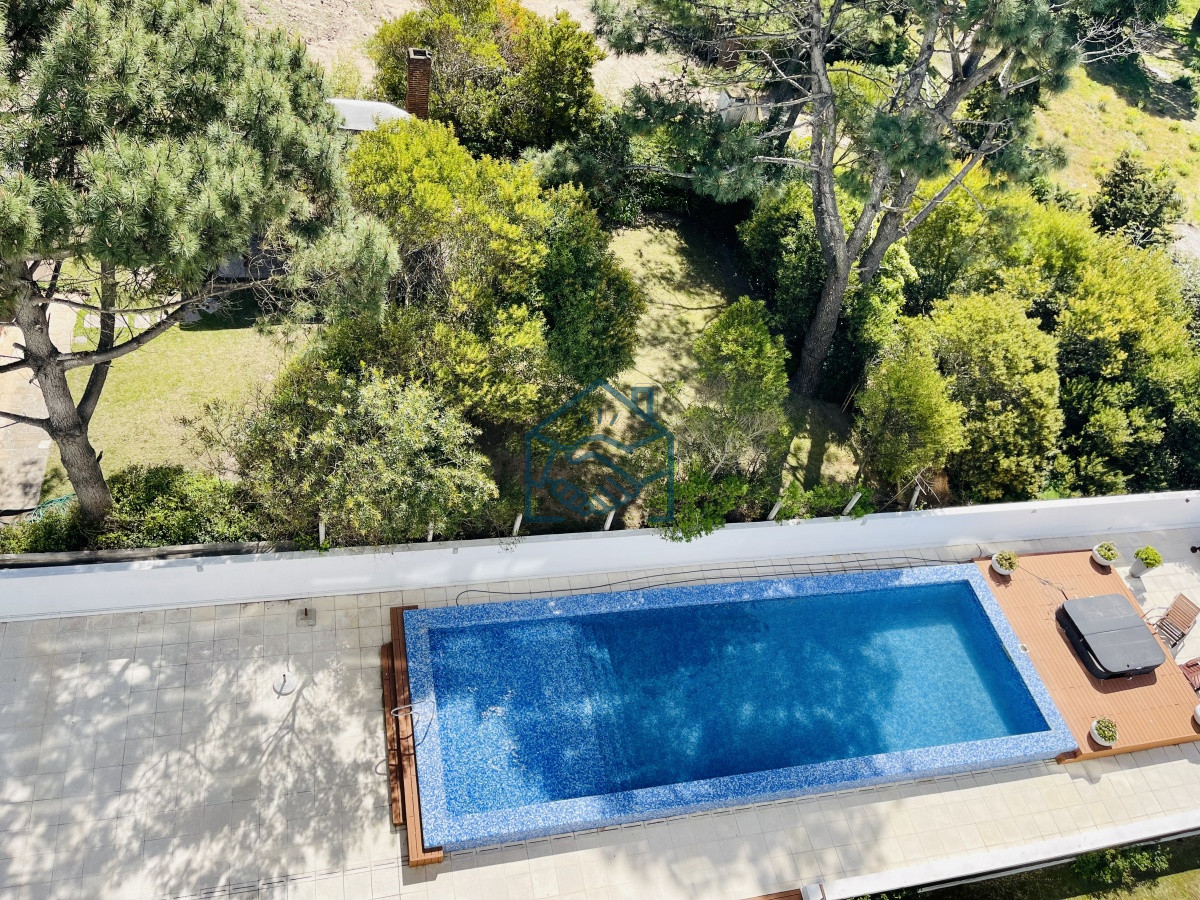 Apartamento ID.1045/Apartamento-de-2-Dormitorios-en-Venta-a-metros-de-playa-Brava,-Punta-del-Este - Apartamento de 2 Dormitorios en Venta a metros de playa Brava, Punta del Este