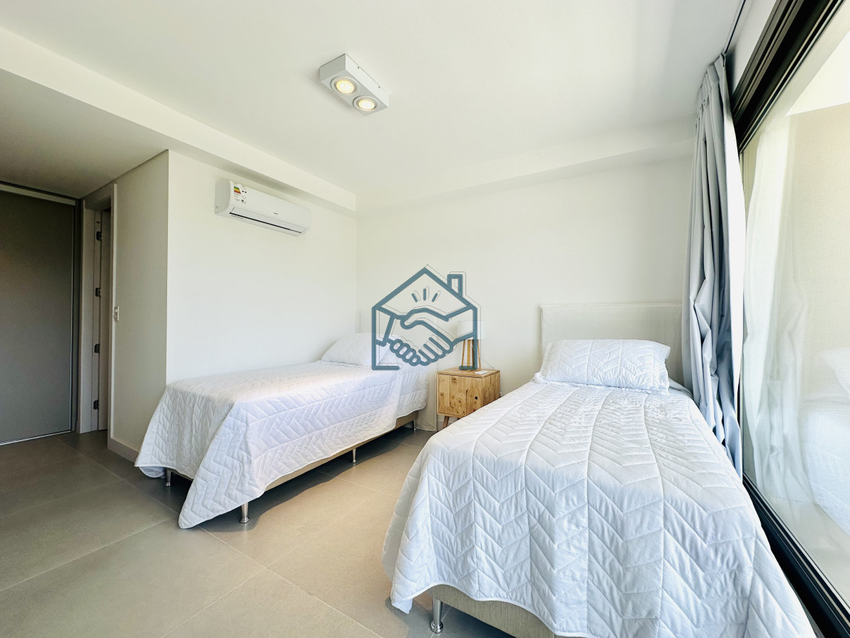Apartamento ID.1127/Venta-y-alquiler-temporal-de-exclusivo-departamento-de-2-dormitorios-en-Bikini,-Manantiales - Venta y alquiler temporal de exclusivo departamento de 2 dormitorios en Bikini, Manantiales