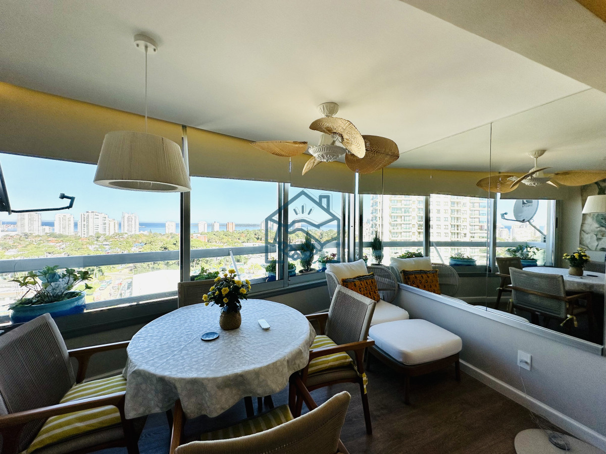 Apartamento ID.1397/Venta-de-magnífico-apartamento-de-3-dormitorios-más-dependencia-en-Roosevelt,-Punta-del-Este - Venta de magnífico apartamento de 3 dormitorios más dependencia en Roosevelt, Punta del Este