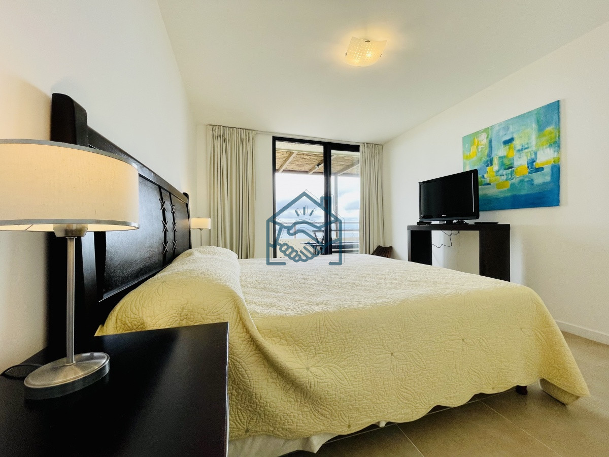 Apartamento ID.1242/Venta-de-apartamento-de-dos-dormitorios-con-parrillero-en-complejo-privado-de-Punta-Ballena - Venta de apartamento de dos dormitorios con parrillero en complejo privado de Punta Ballena