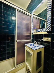 Apartamento ID.1246/Venta-de-apartamento-de-3-dormitorios-y-2-baños-a-metros-del-Mar-en-Playa-Mansa - Venta de apartamento de 3 dormitorios y 2 baños a metros del Mar en Playa Mansa