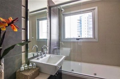 Apartamento ID.562/enta-de-Excelente-Apartamento-de-3-Dormitorios-con-Vista-al-Mar,-Playa-Mansa,-Punta-del-Este - enta de Excelente Apartamento de 3 Dormitorios con Vista al Mar, Playa Mansa, Punta del Este