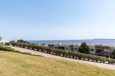Apartamento ID.994/Apartamento-de-un-dormitorio-con-parrillero-y-jardin-en-Venta-y-Alquiler,-Punta-Ballena - Apartamento de un dormitorio con parrillero y jardin en Venta y Alquiler, Punta Ballena