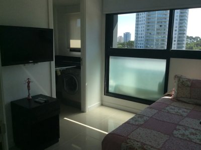 Apartamento ID.489/Venta-y-alquiler-de-moderno-departamento-de-tres-dormitorios-más-dependencia-a-pasos-de-Playa-Brava - Venta y alquiler de moderno departamento de tres dormitorios más dependencia a pasos de Playa Brava