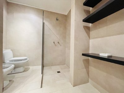 Apartamento ID.685/Venta-de-Moderno-Apartamento-de-3-Dormitorios-Frente-al-Mar-en-La-Barra - Venta de Moderno Apartamento de 3 Dormitorios Frente al Mar en La Barra