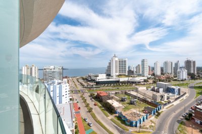 Apartamento ID.493/Moderno-Apartamento-de-3-Dormitorios-en-Suite,-zona-Hotel-Enjoy,-Punta-del-Este - Moderno Apartamento de 3 Dormitorios en Suite, zona Hotel Enjoy, Punta del Este