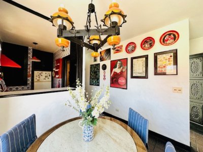 Apartamento ID.1246/Venta-de-apartamento-de-3-dormitorios-y-2-baños-a-metros-del-Mar-en-Playa-Mansa - Venta de apartamento de 3 dormitorios y 2 baños a metros del Mar en Playa Mansa