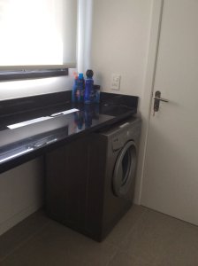 Apartamento ID.489/Venta-y-alquiler-de-moderno-departamento-de-tres-dormitorios-más-dependencia-a-pasos-de-Playa-Brava - Venta y alquiler de moderno departamento de tres dormitorios más dependencia a pasos de Playa Brava