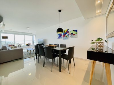 Apartamento ID.843/Apartamento-de-2-Dormitorios-y-Dependencia,-Parrillero-en-Playa-Brava---Punta-del-Este - Apartamento de 2 Dormitorios y Dependencia, Parrillero en Playa Brava - Punta del Este